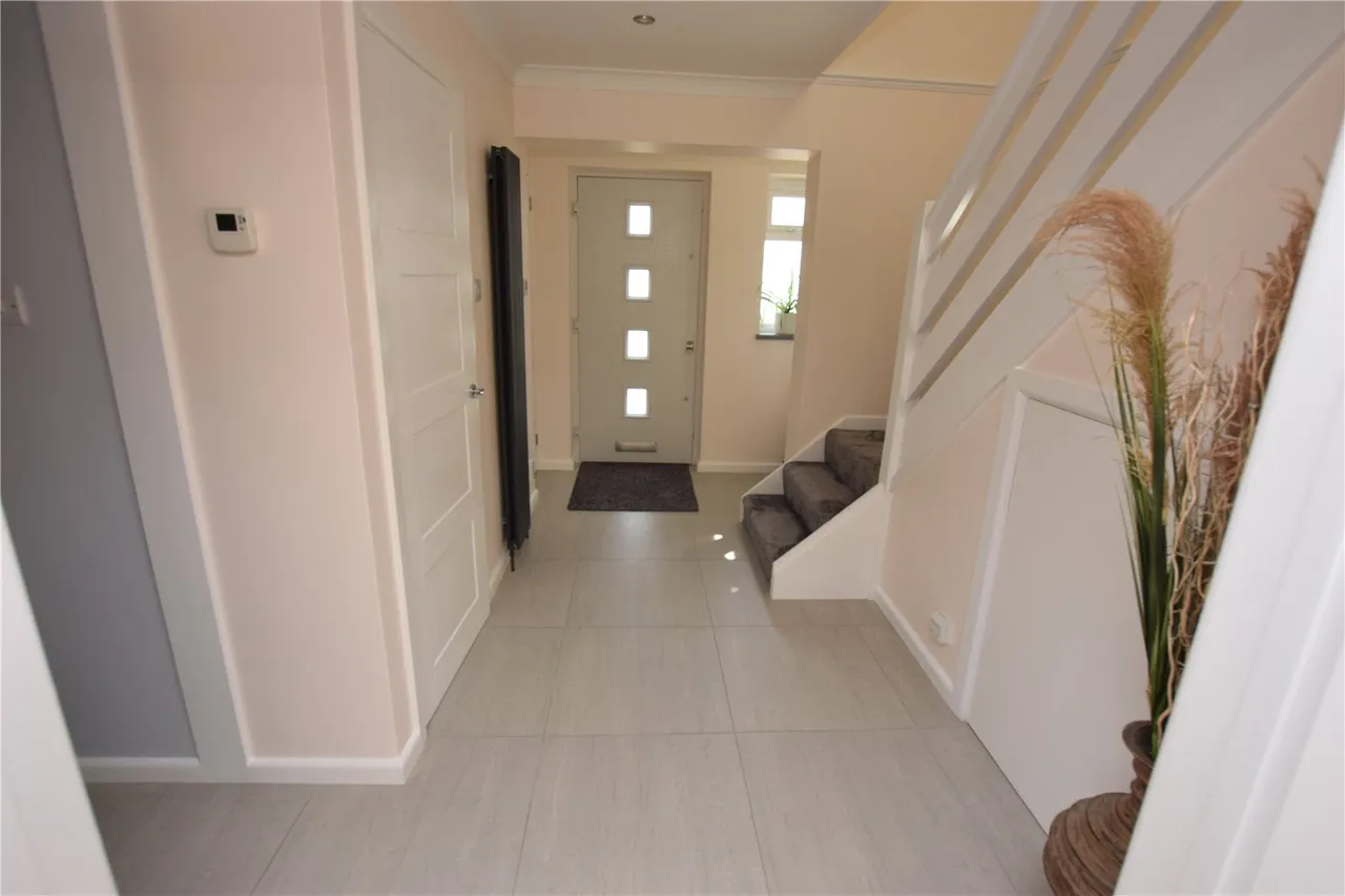 Sidlaws Road, Farnborough, Hampshire, GU14 9JN, photo 7