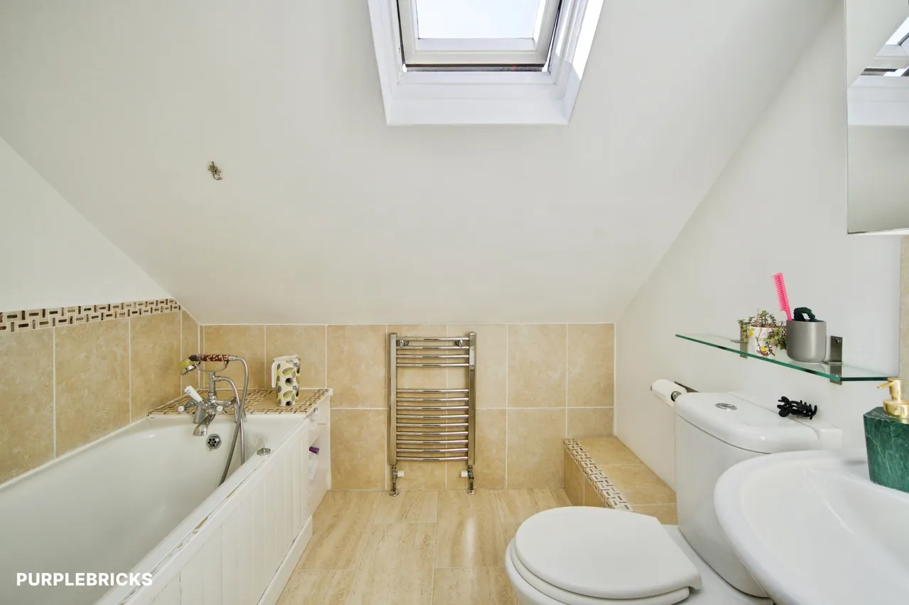 Hardwicke Road, London, N13, photo 10