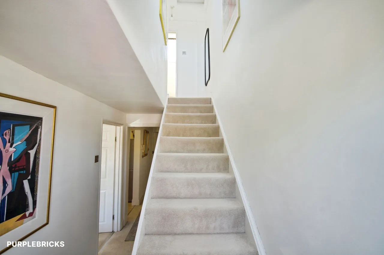 Hardwicke Road, London, N13, photo 8
