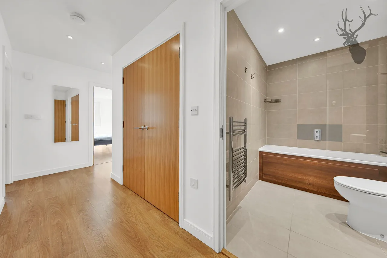 Seven Sea Gardens, London, E3, photo 15