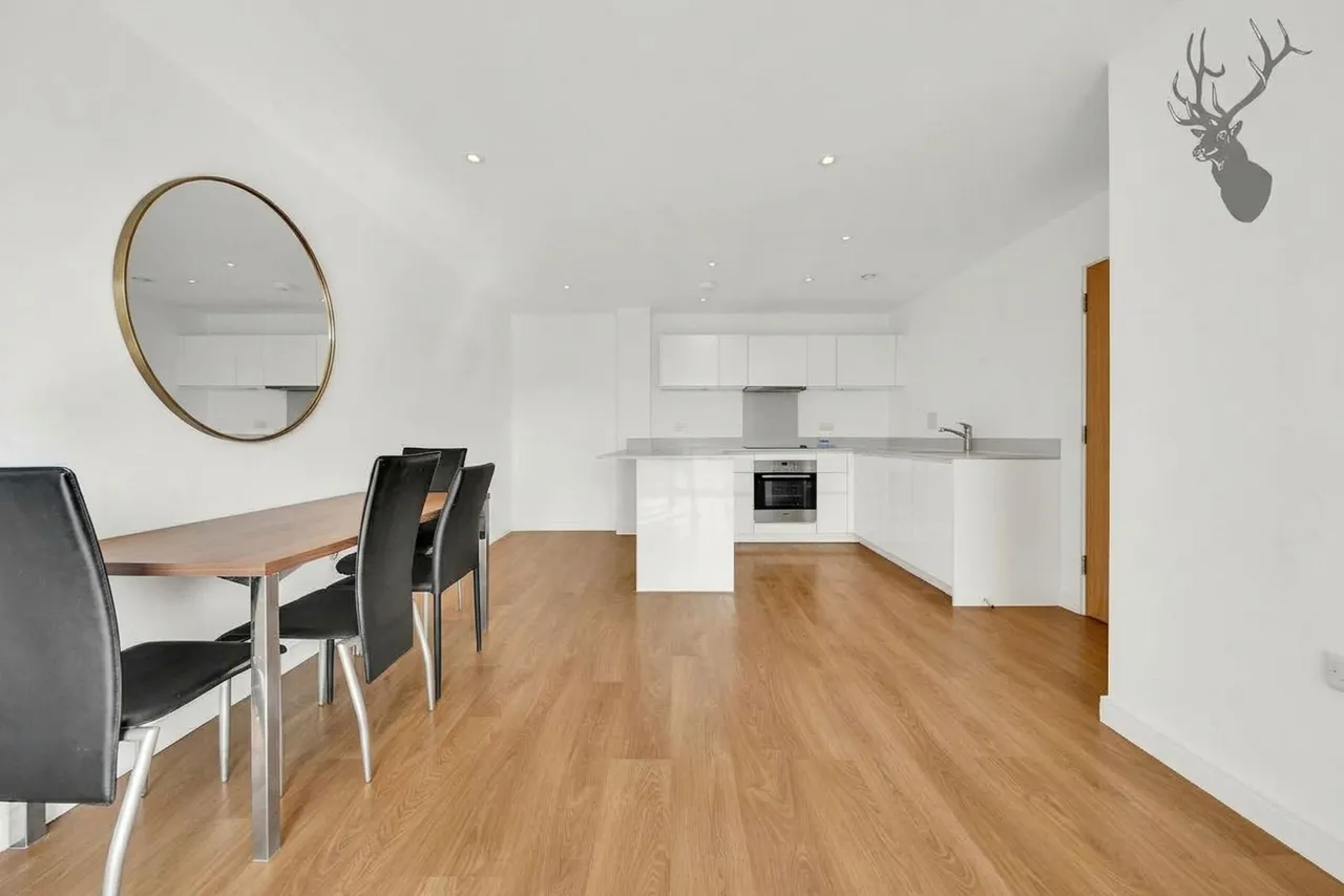 Seven Sea Gardens, London, E3, photo 7
