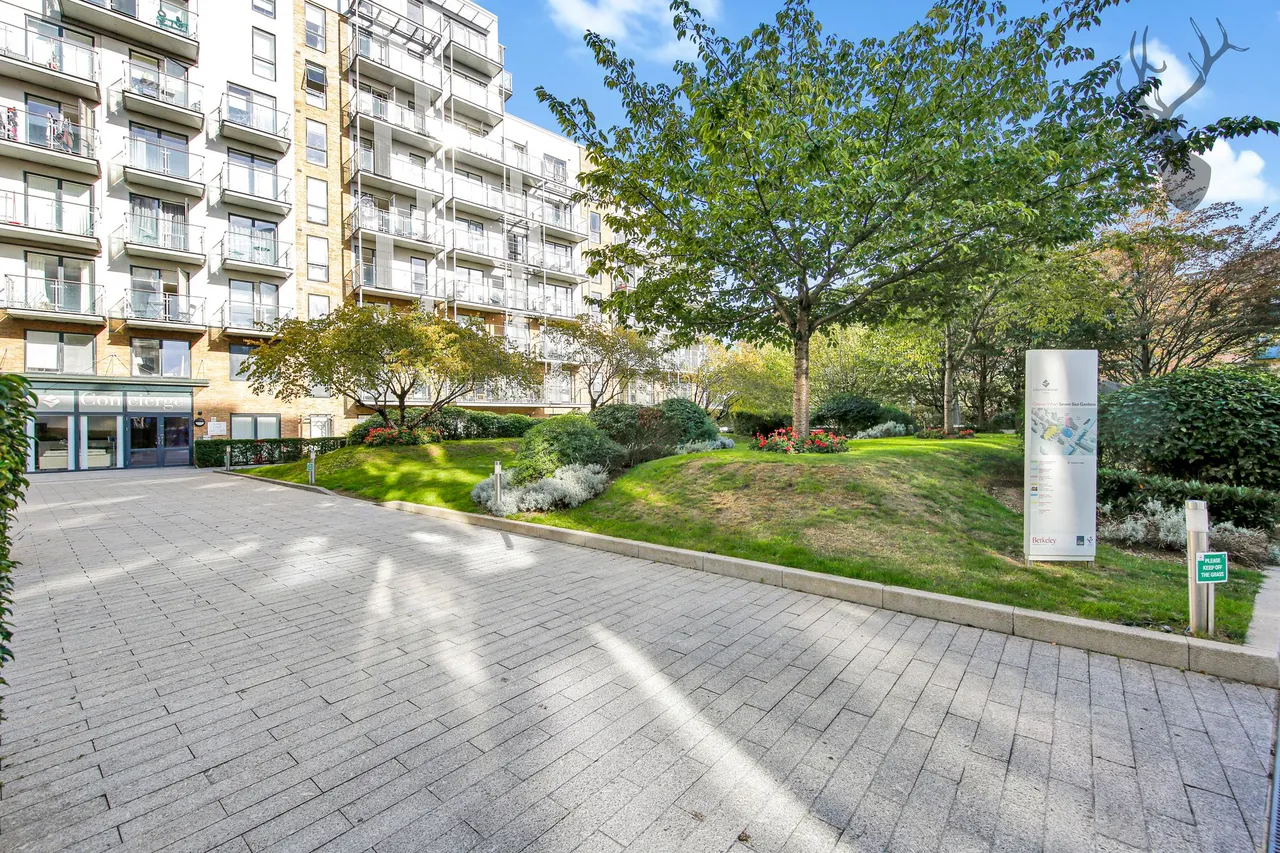 Seven Sea Gardens, London, E3, photo 12