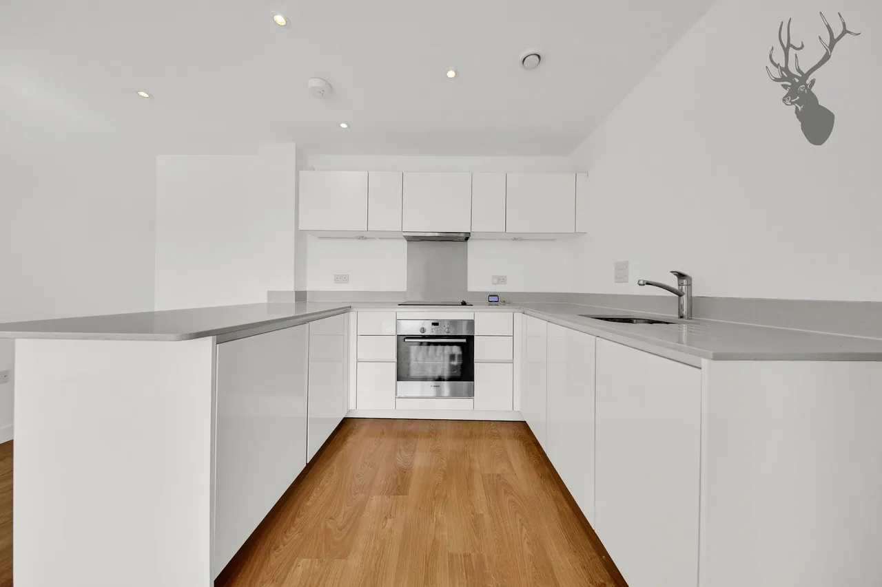 Seven Sea Gardens, London, E3, photo 3