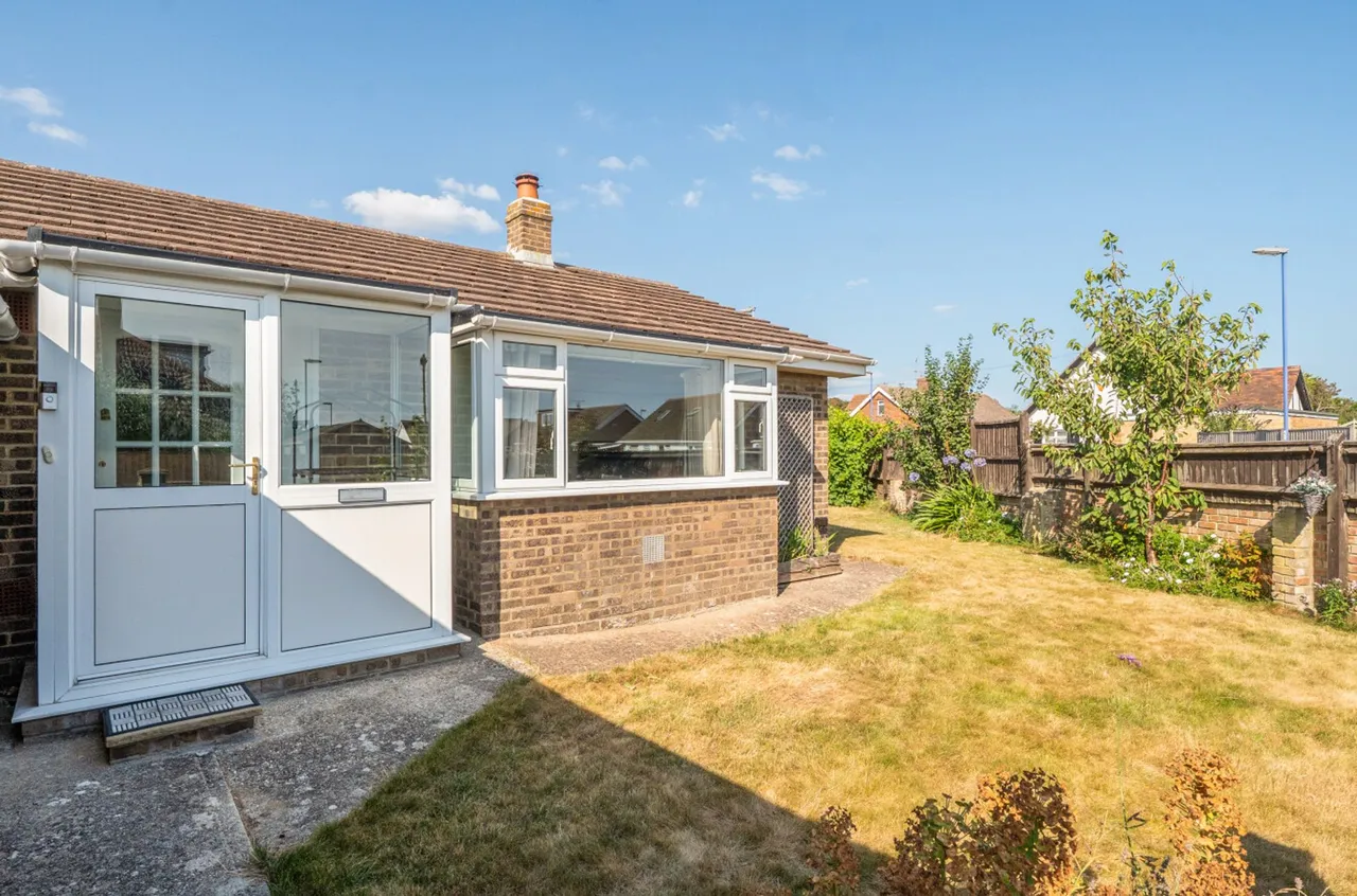 Croft Road, Selsey, PO20, photo 16