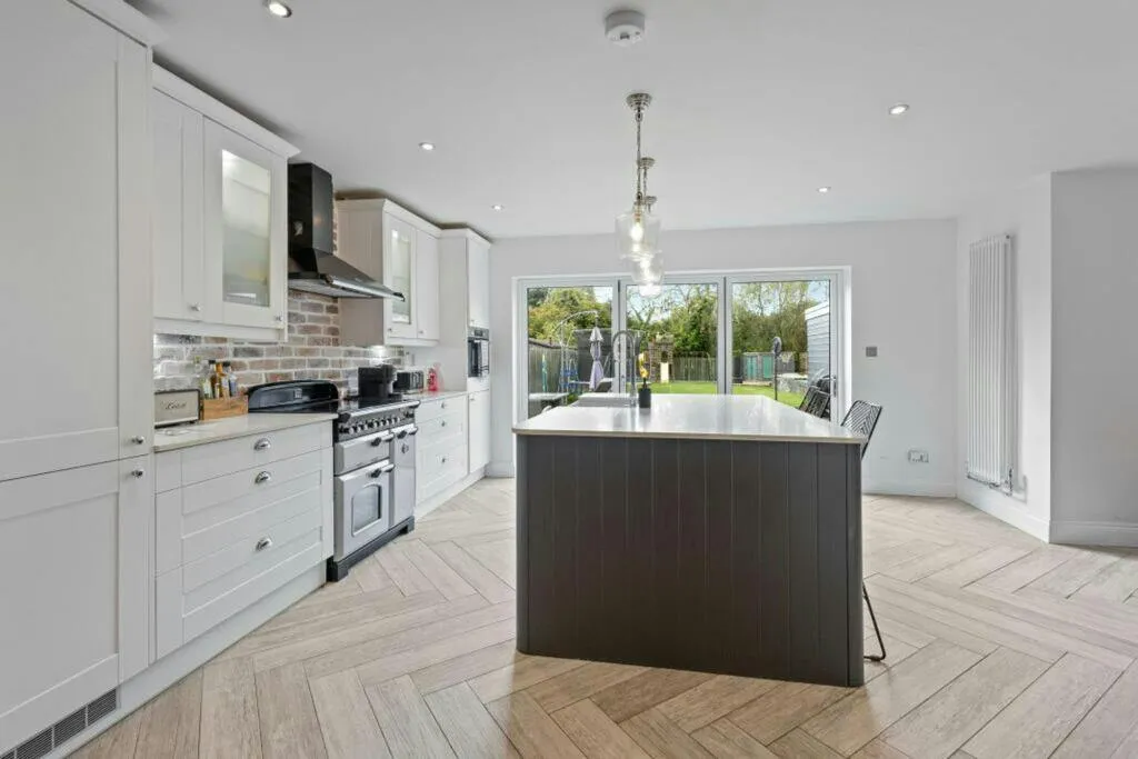St. Marys Road, West Hythe, CT21, photo 7