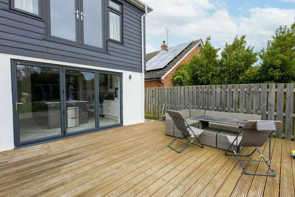 St. Marys Road, West Hythe, CT21, photo 17