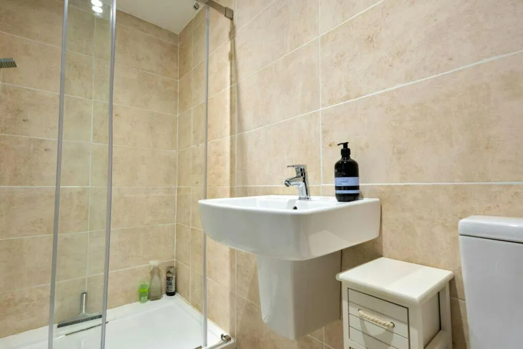 St. Marys Road, West Hythe, CT21, photo 10