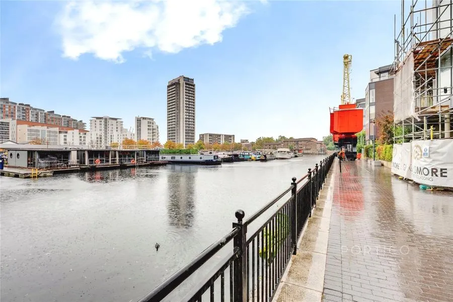 Boardwalk Place, Canary Wharf, E14, photo 26