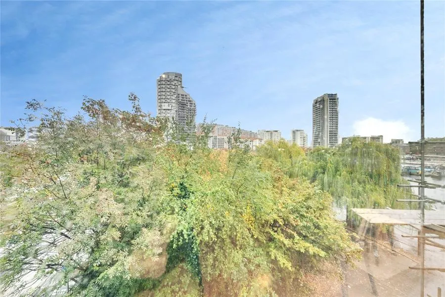 Boardwalk Place, Canary Wharf, E14, photo 22