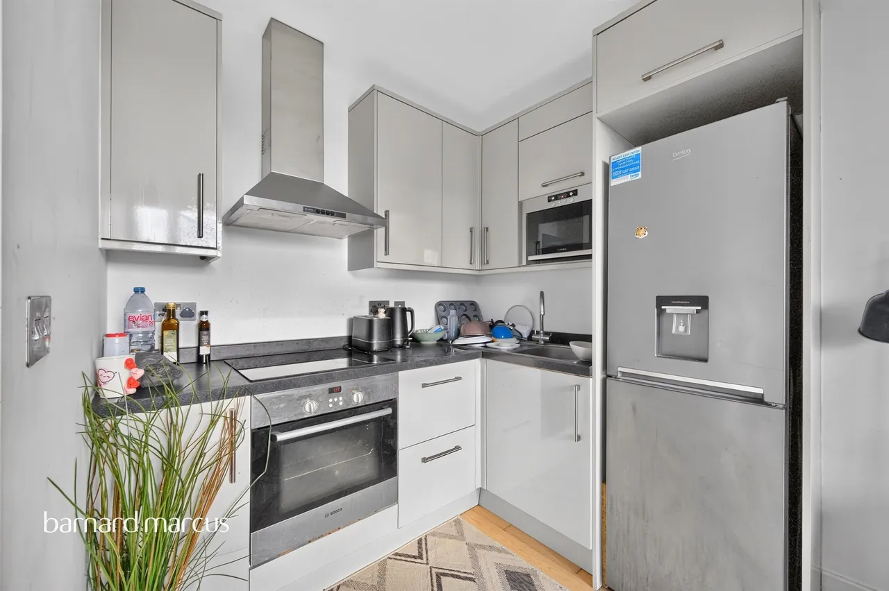 Barnsbury Lane, Surbiton, KT5, photo 5