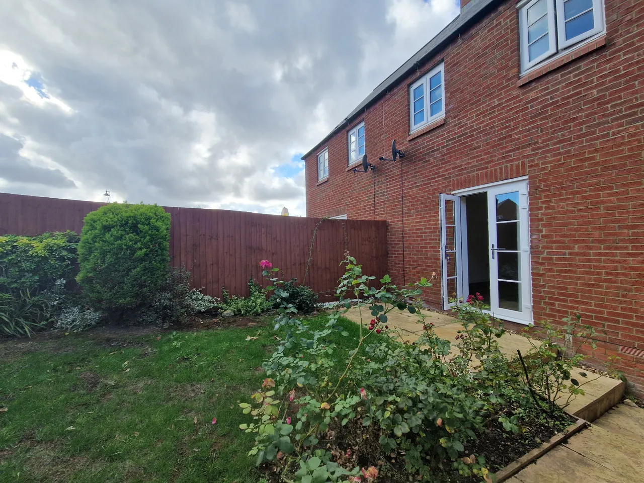 Pianoforte Road, NN7, photo 10