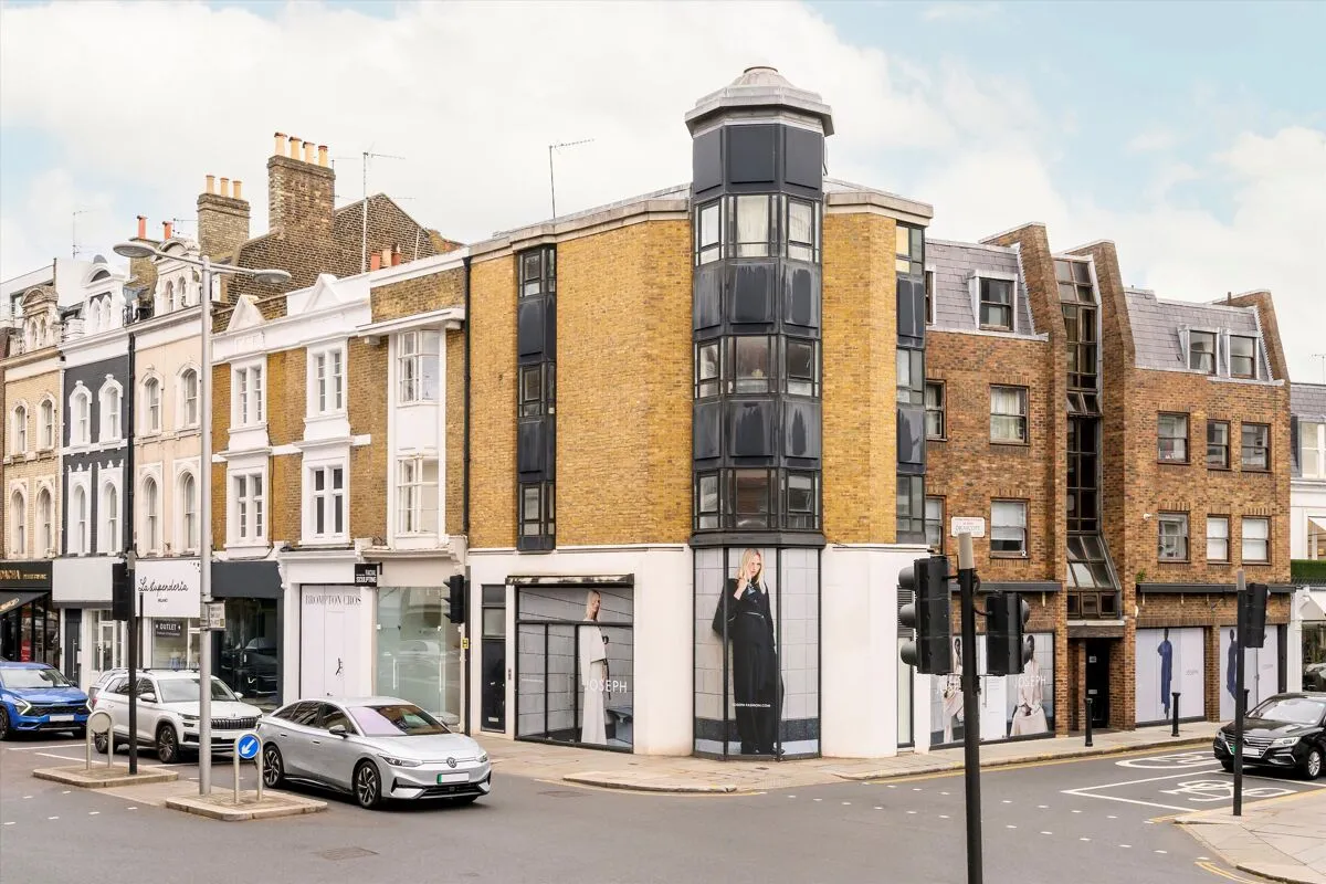 2 bed flat for sale, Brompton Road, London, SW3