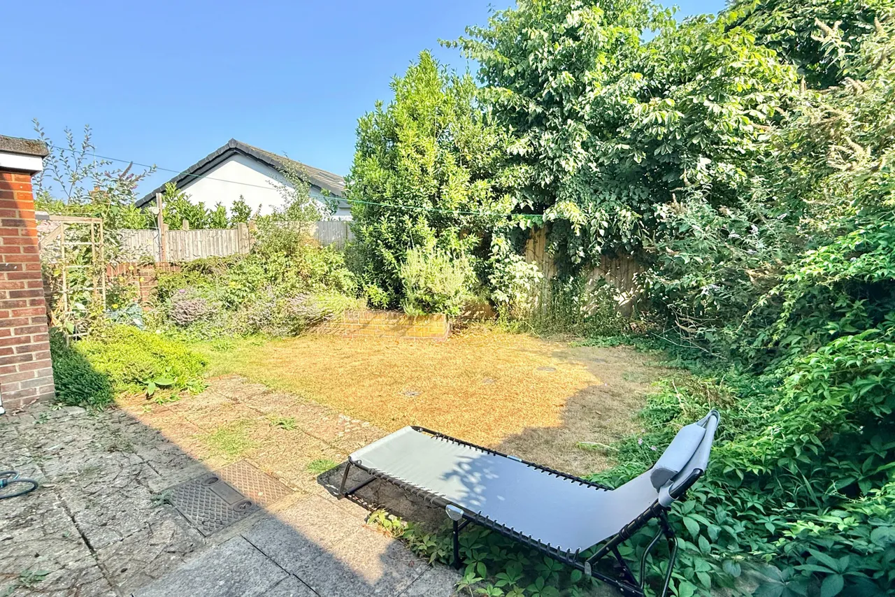 Hightown Gardens, Ringwood, BH24, photo 2