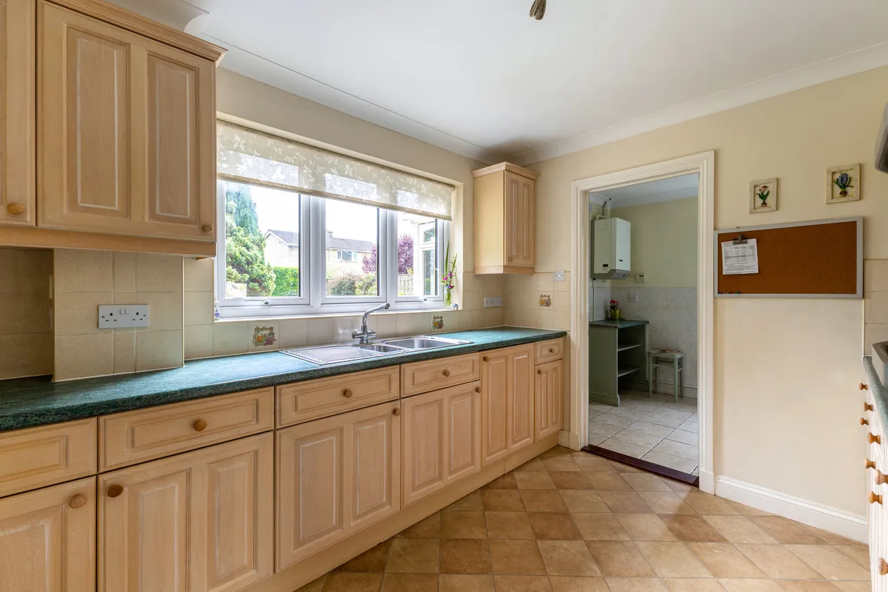 Tormarton Road, Marshfield, SN14, photo 8