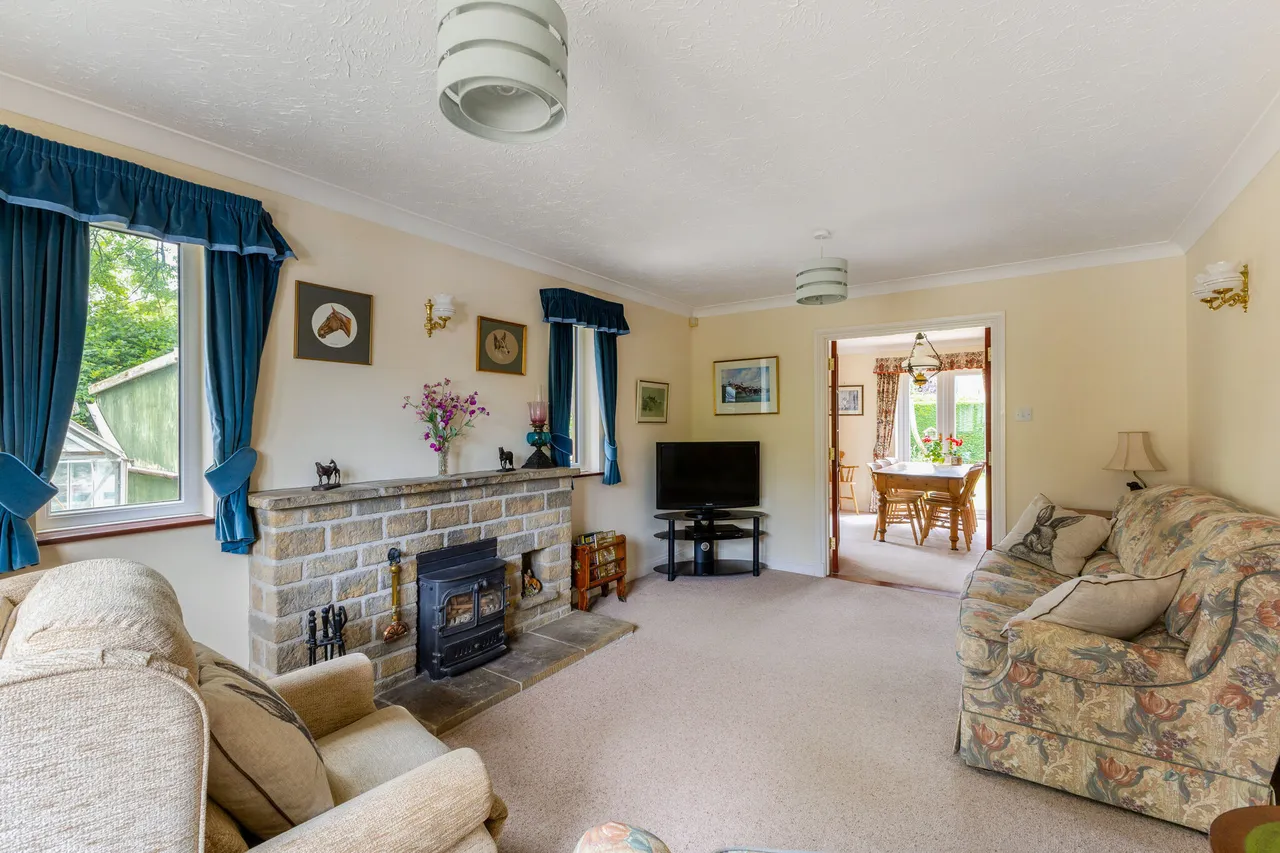 Tormarton Road, Marshfield, SN14, photo 7