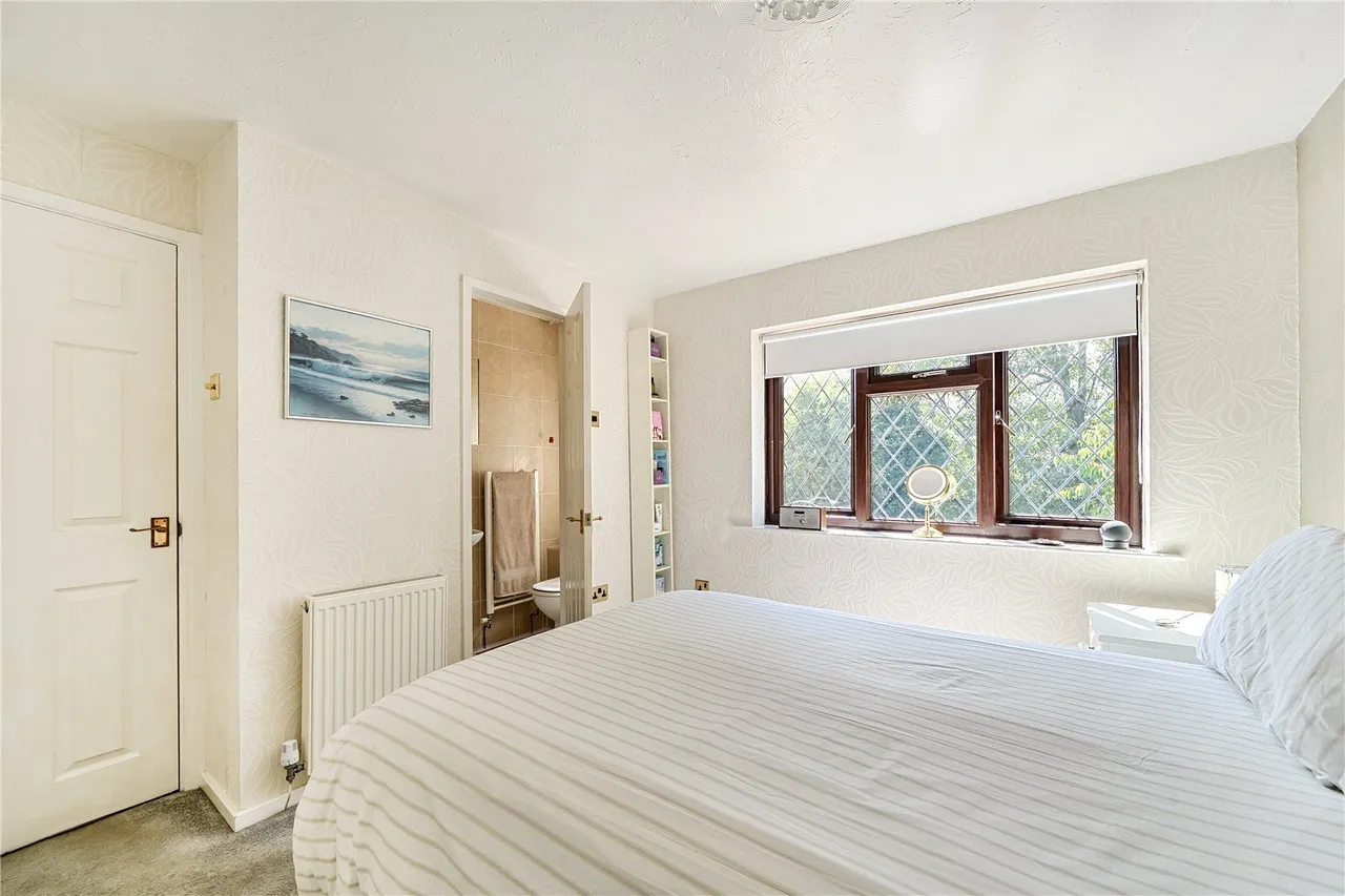 Mossdale, Wilnecote, Tamworth, Staffordshire, B77, photo 14