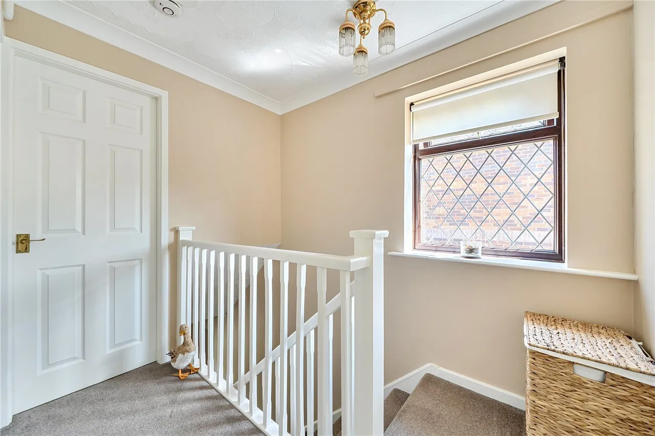 Mossdale, Wilnecote, Tamworth, Staffordshire, B77, photo 15