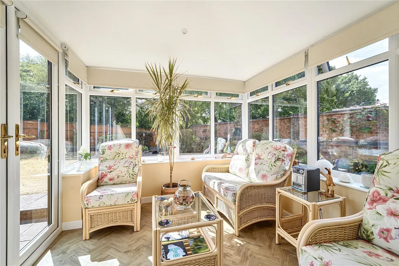 Mossdale, Wilnecote, Tamworth, Staffordshire, B77, photo 5