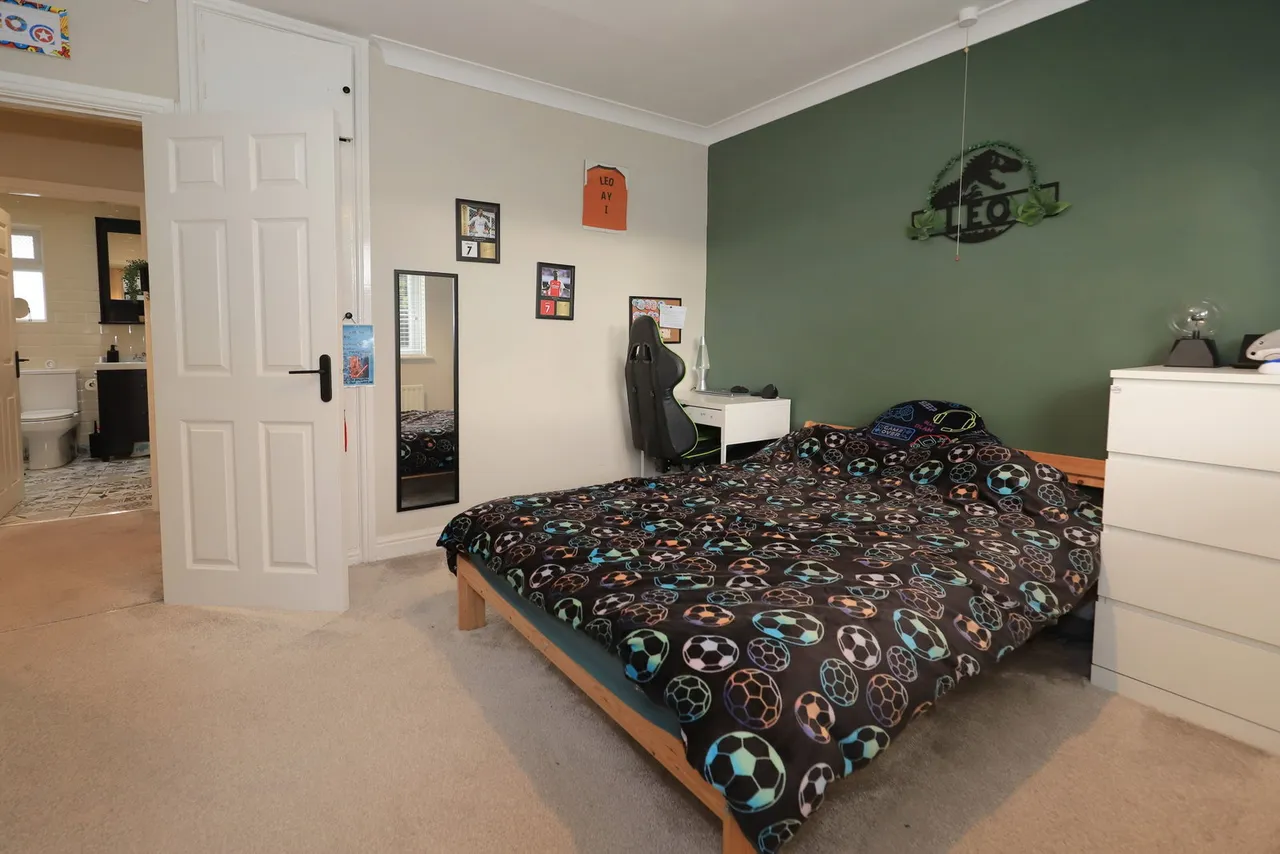 Brownshore Lane, Essington, WV11, photo 23