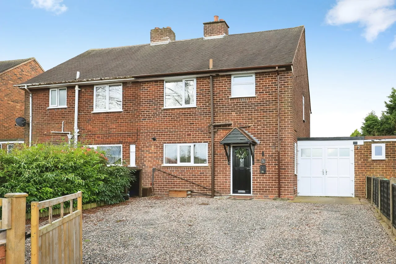 3 bed house for sale, Brownshore Lane, Essington, WV11