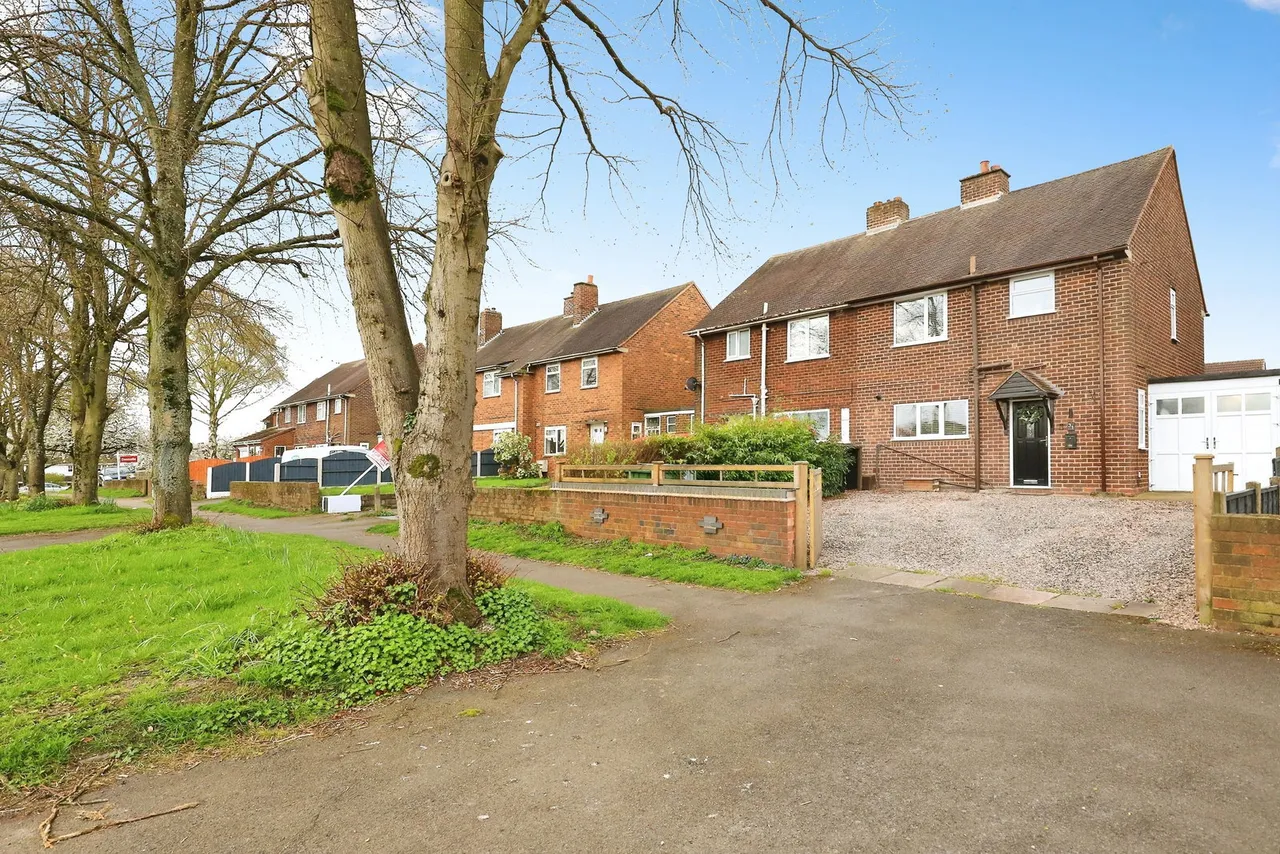 Brownshore Lane, Essington, WV11, photo 30