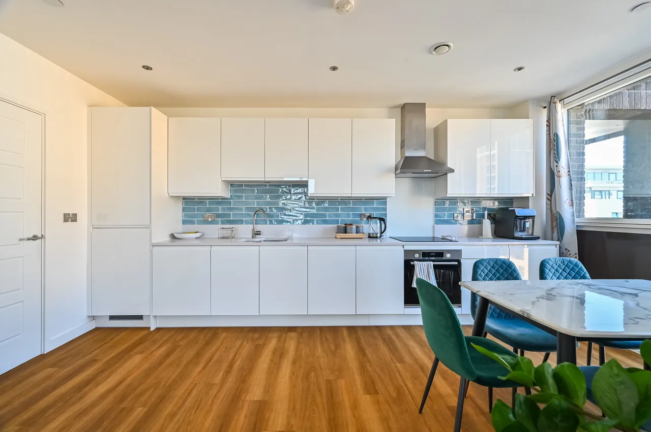 30, George Court, LONDON, photo 3