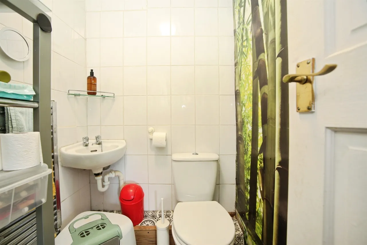 Station Terrace, Caerphilly, CF83, photo 15