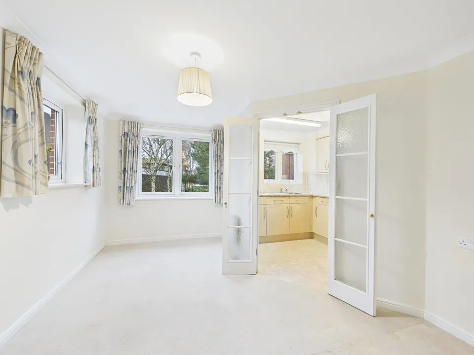 Kings Road, Horsham, photo 9