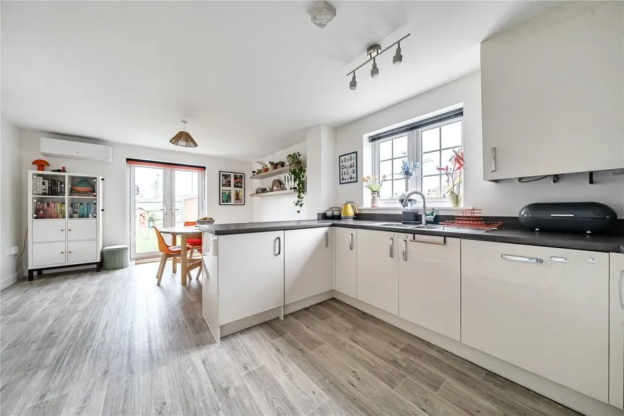Diamond Drive, Didcot, OX11, photo 14