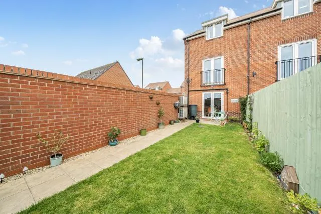 Diamond Drive, Didcot, OX11, photo 7