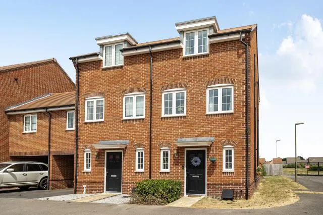 3 bed house for sale, Diamond Drive, Didcot, OX11