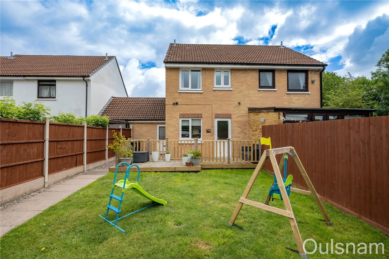 Mayfield Close, Catshill, Bromsgrove, Worcestershire, B61 0NR, photo 16