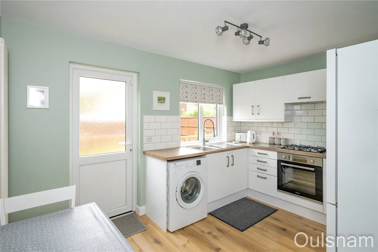 Mayfield Close, Catshill, Bromsgrove, Worcestershire, B61 0NR, photo 5