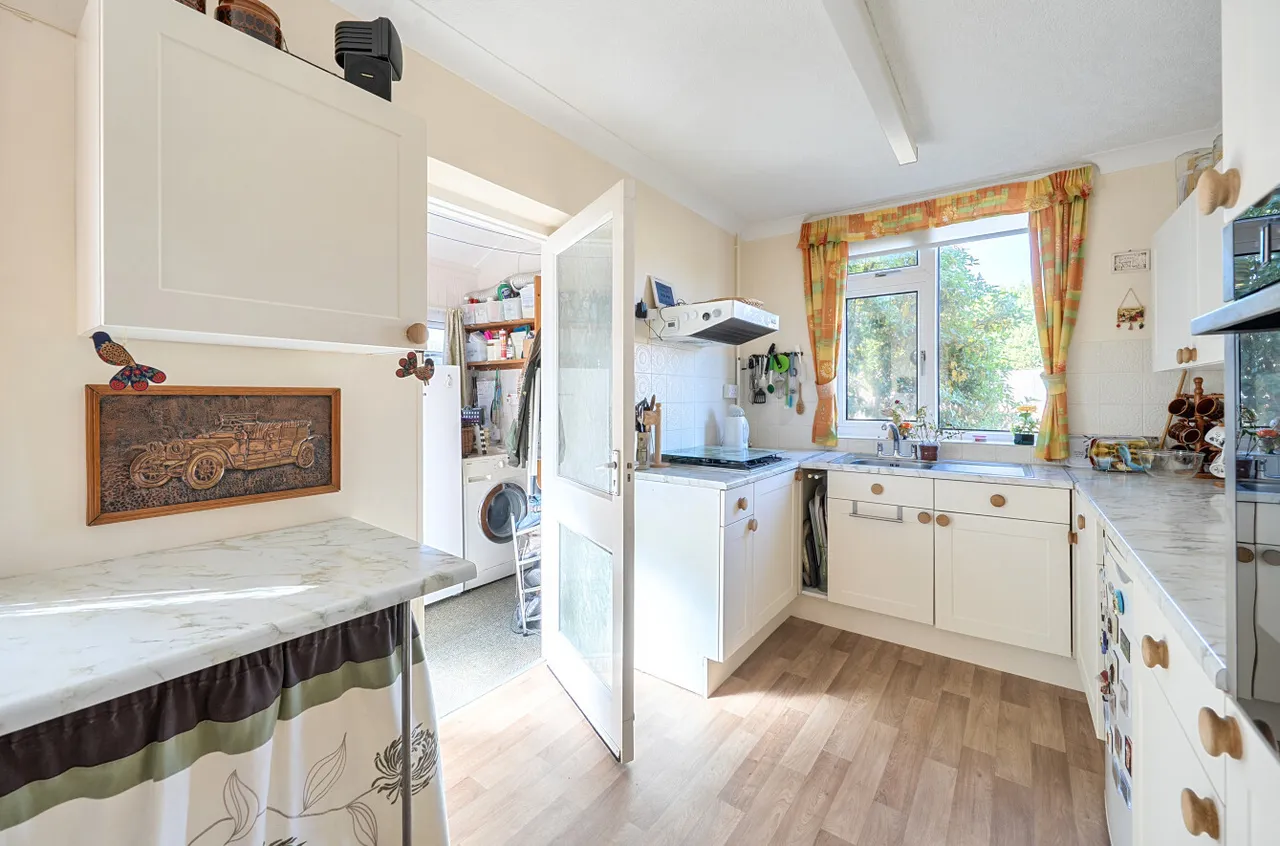 Pettridge Lane, Mere, Warminster, Wiltshire, BA12 6DG, photo 4