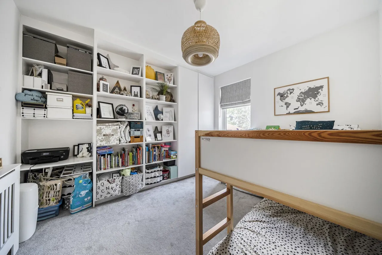 Westcombe Hill, SE3, photo 18