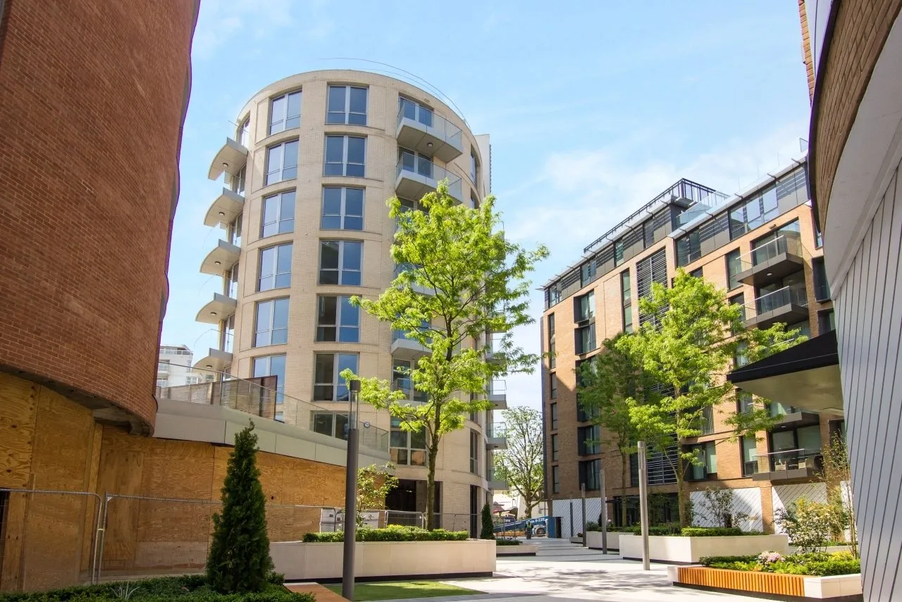Grand Tower, 1 Plaza Gardens, London, SW15, photo 11