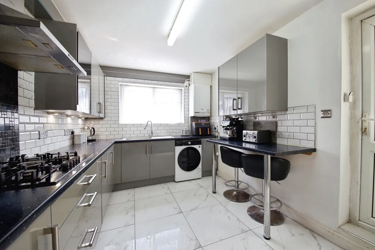 Chestnut Avenue North, Walthamstow, E17, photo 16