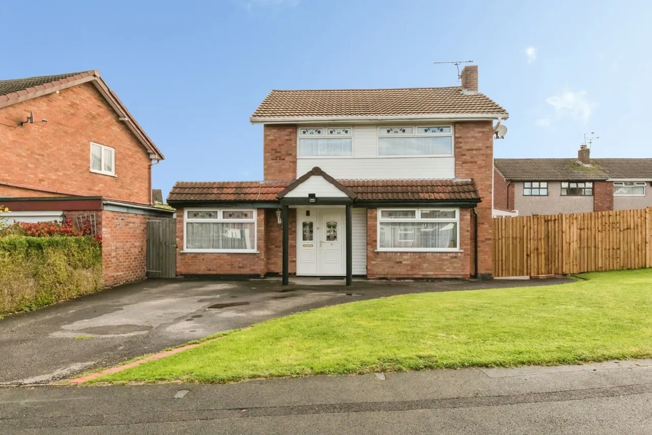 4 bed property for sale, Oak Tree Close, Crewe, CW1