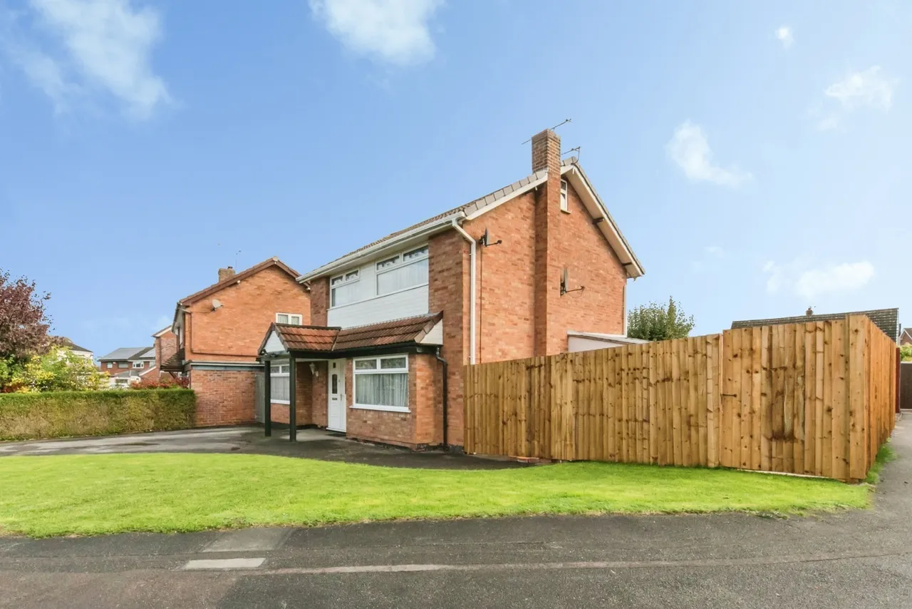 Oak Tree Close, Crewe, CW1, photo 22
