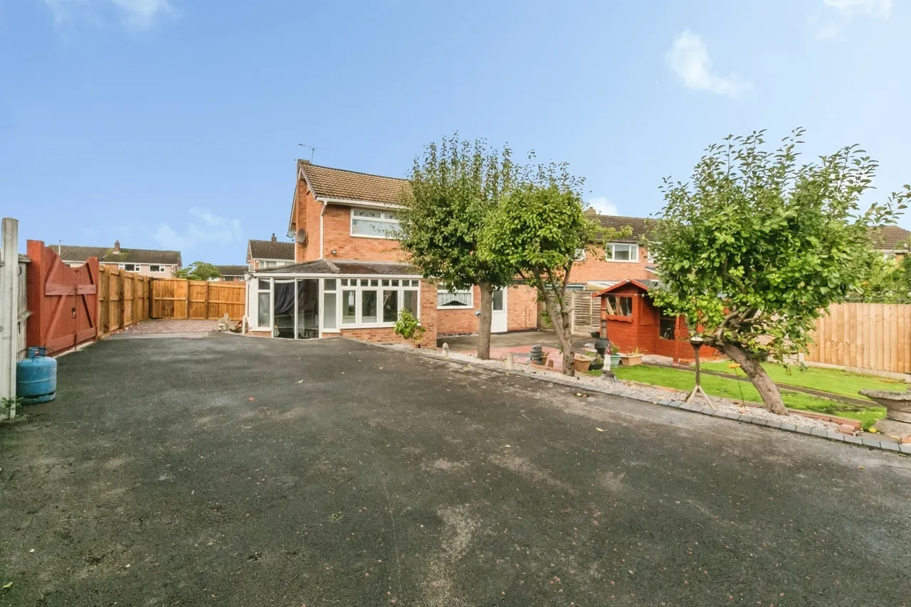 Oak Tree Close, Crewe, CW1, photo 24