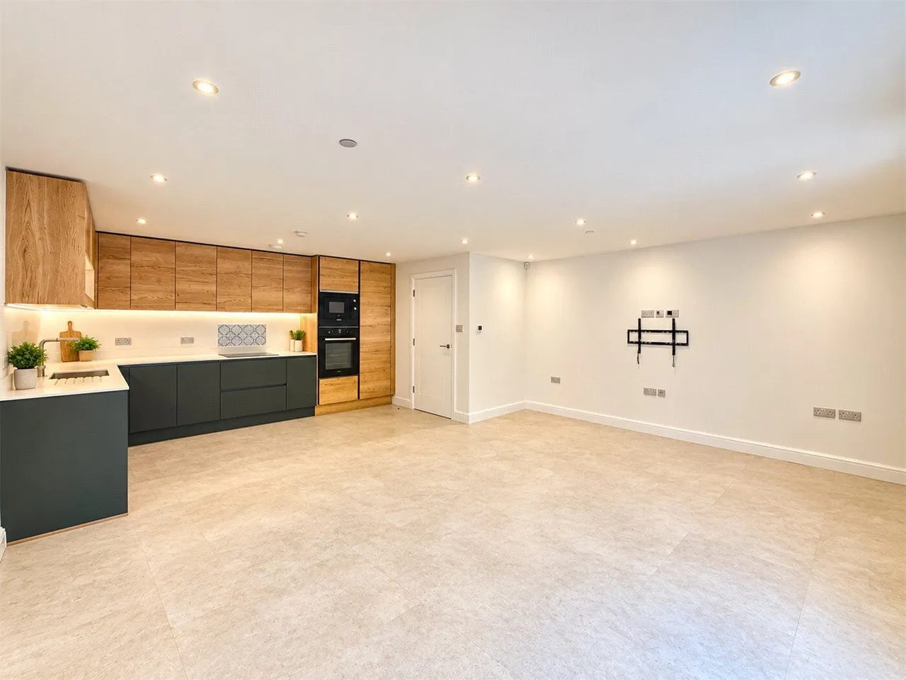 St. Osmunds Road, Poole, BH14, photo 2
