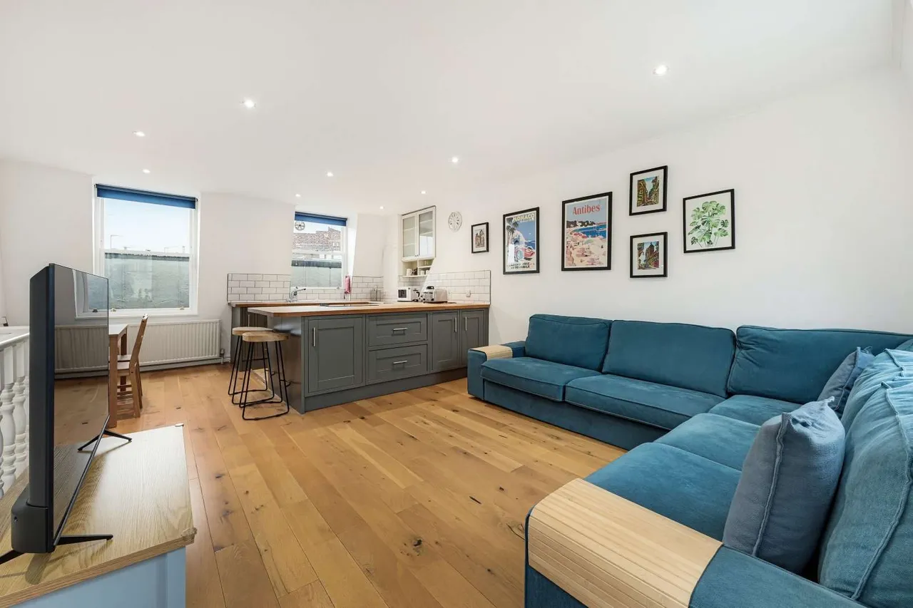 2 bed flat to rent, Charlwood Place, Pimlico, SW1V