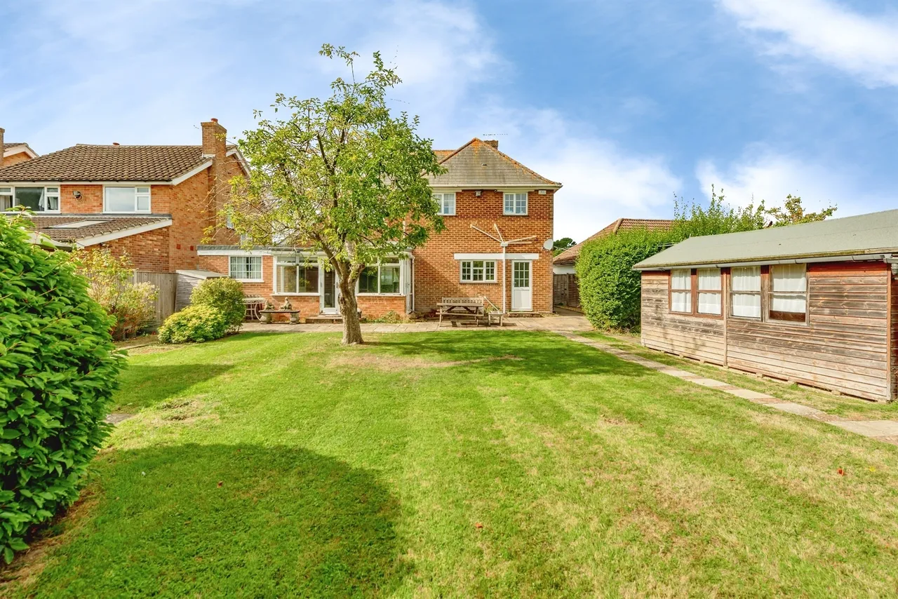 Fairfield Avenue, Horley, RH6, photo 7
