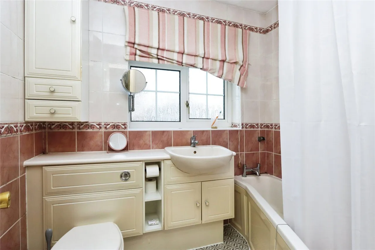 Cleeve Hill Gardens, Waterthorpe, Sheffield, South Yorkshire, S20, photo 12
