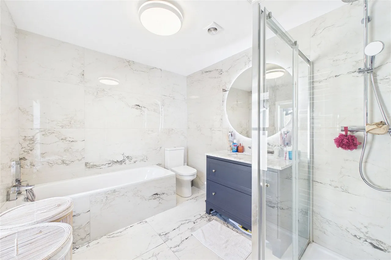 Windsor Road, Chobham, GU24, photo 12