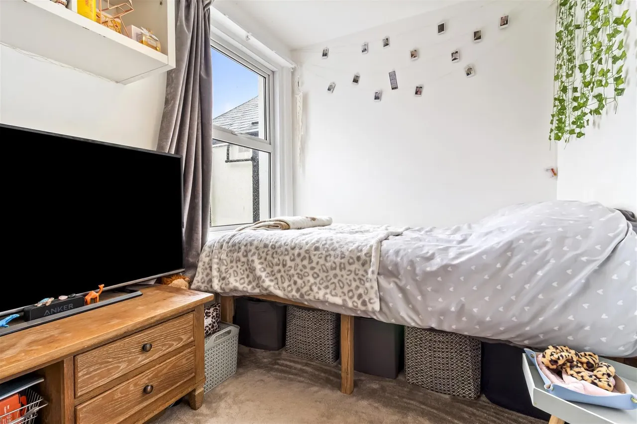 South Farm Road, Worthing, photo 13