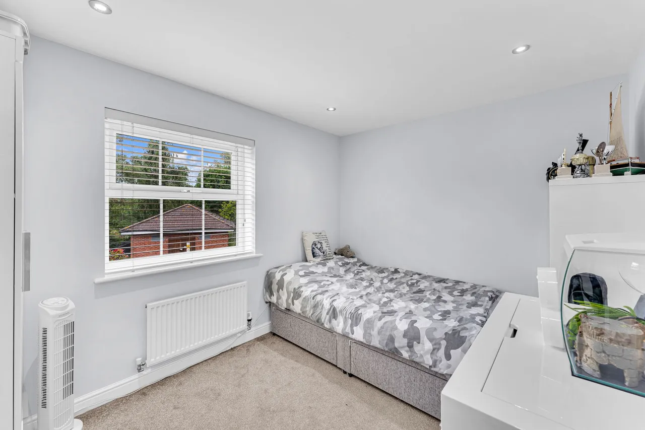 Doughton Green, Widnes, Widnes, WA8 9AX, photo 22