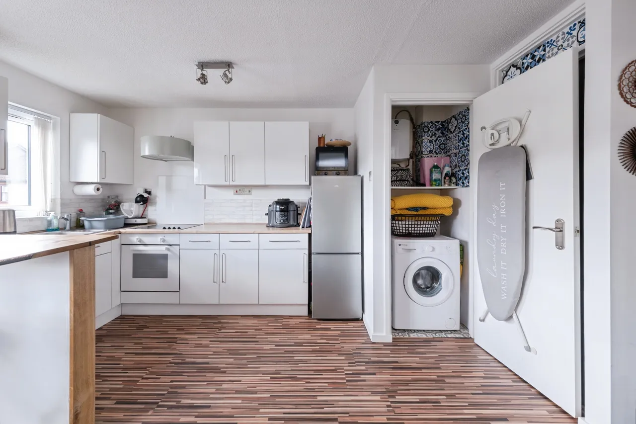 Haldene, Two Mile Ash, Milton Keynes, photo 3