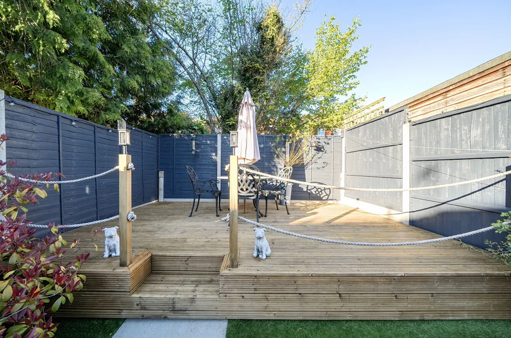Bourne Park Close, Kenley CR8 5BS, photo 16