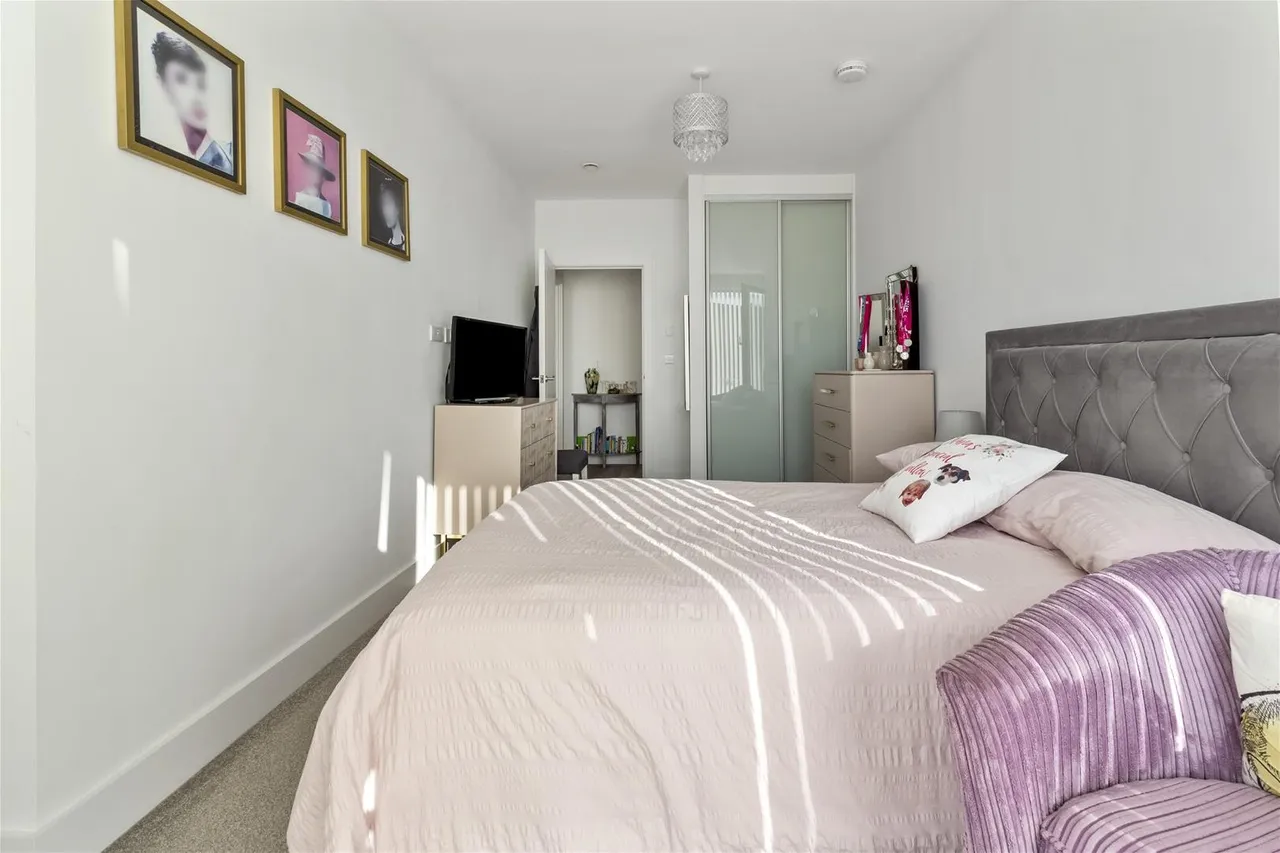 Brighton Road, Worthing, photo 16